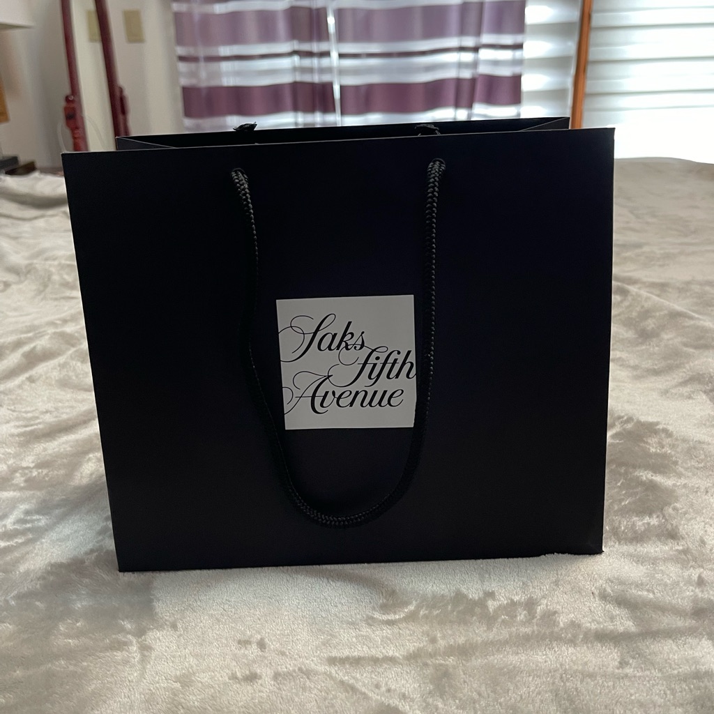Saks Fifth Avenue Gift Bag New